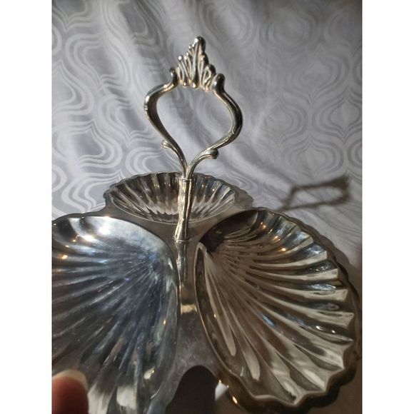 3 scalloped silver plated serving dish with handle - Picture 8 of 10